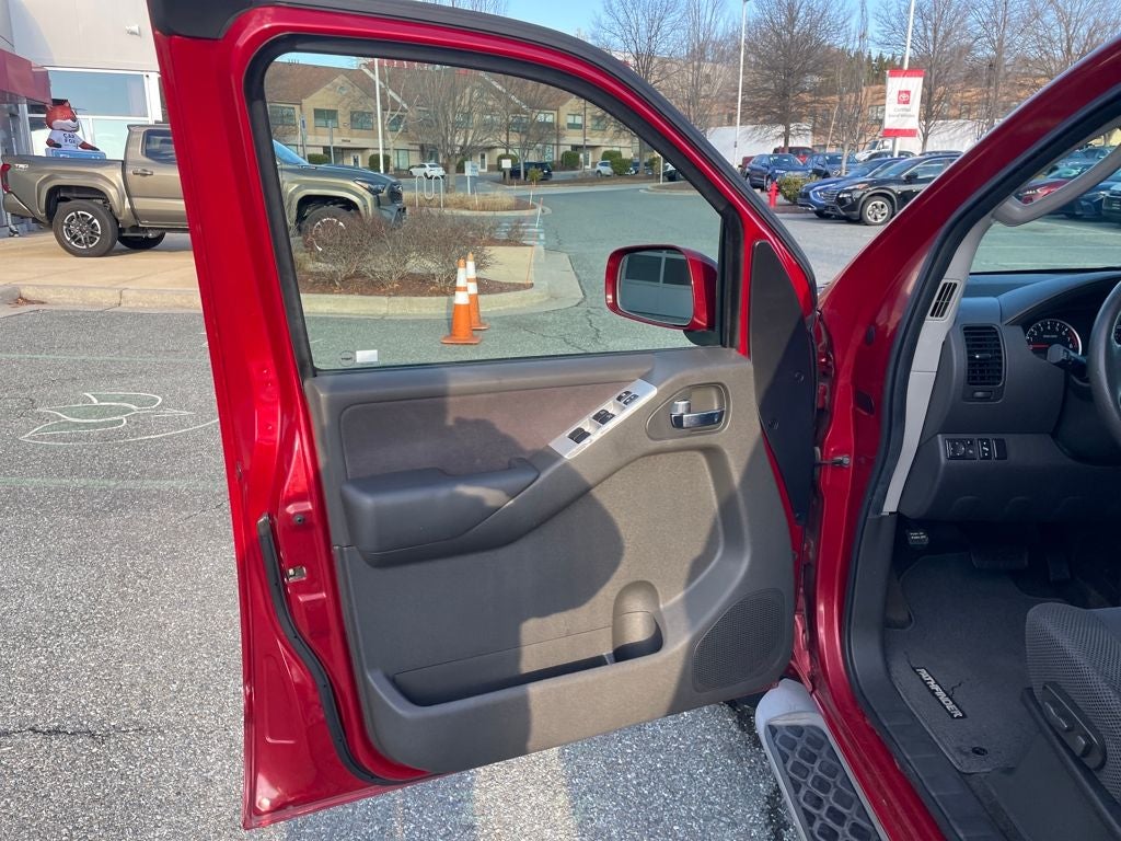 2011 Nissan Pathfinder SV