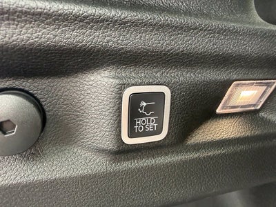 2025 Jeep Grand Cherokee L Laredo 4x4