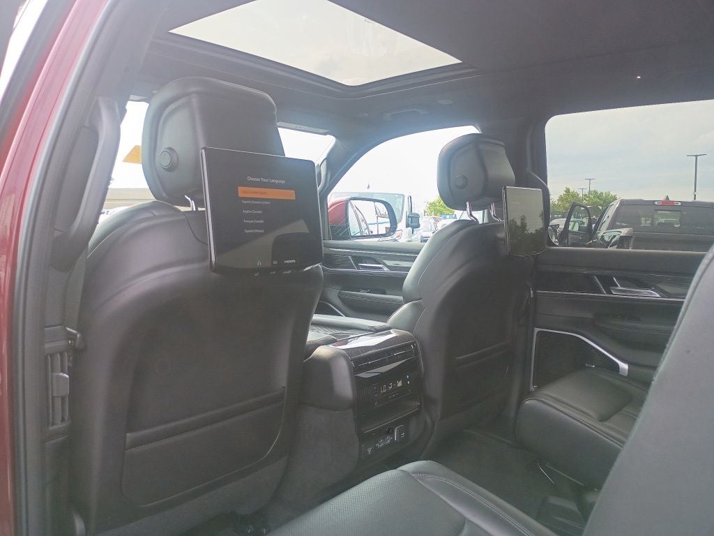 2022 Jeep Wagoneer Series III