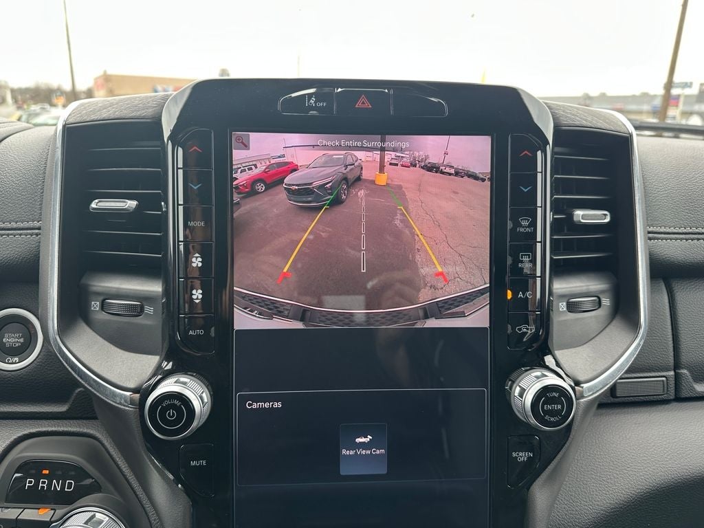 2026 RAM 1500 Laramie Crew Cab 4x4 5'7' Box