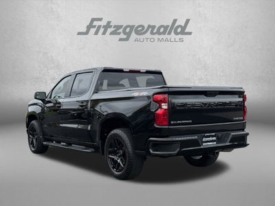 2023 Chevrolet Silverado 1500 4WD Crew Cab Short Bed Custom