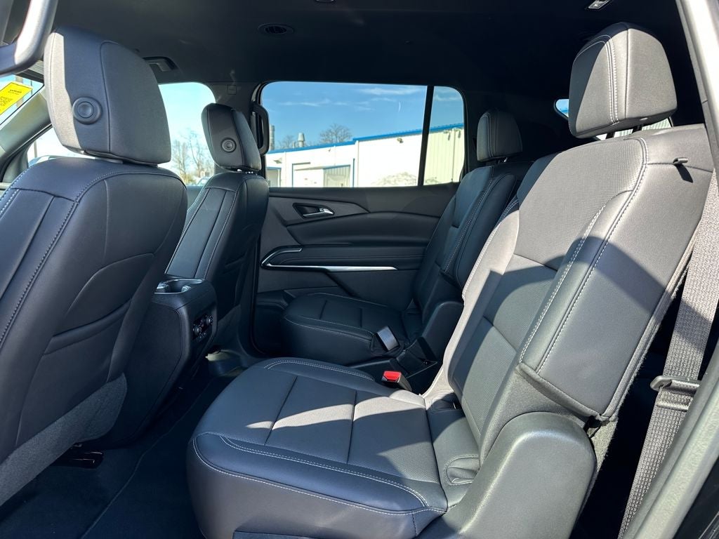 2025 Chevrolet Traverse LT 2LT