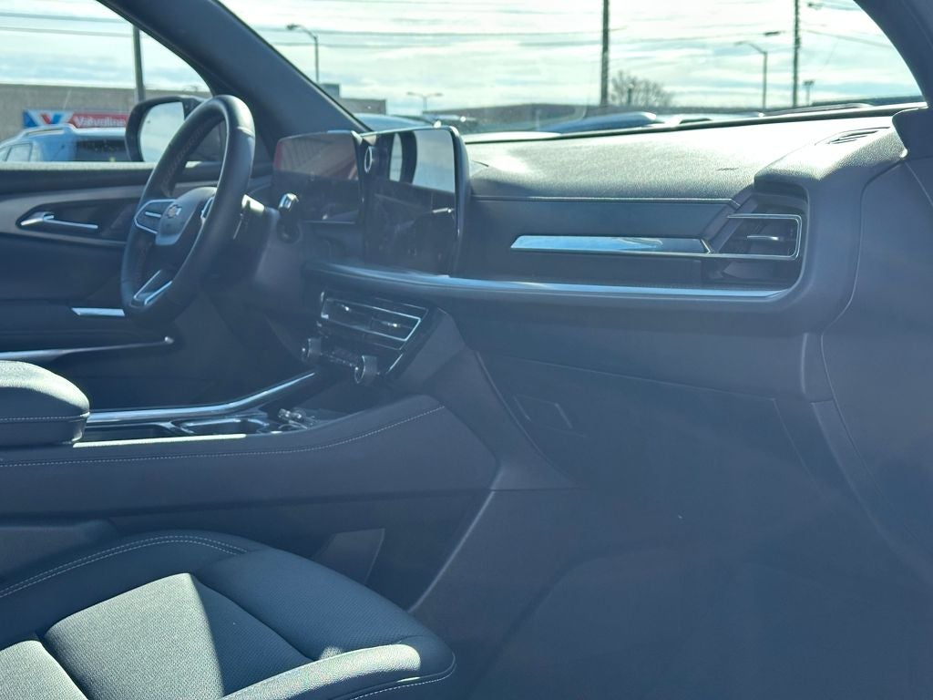 2025 Chevrolet Traverse LT 2LT