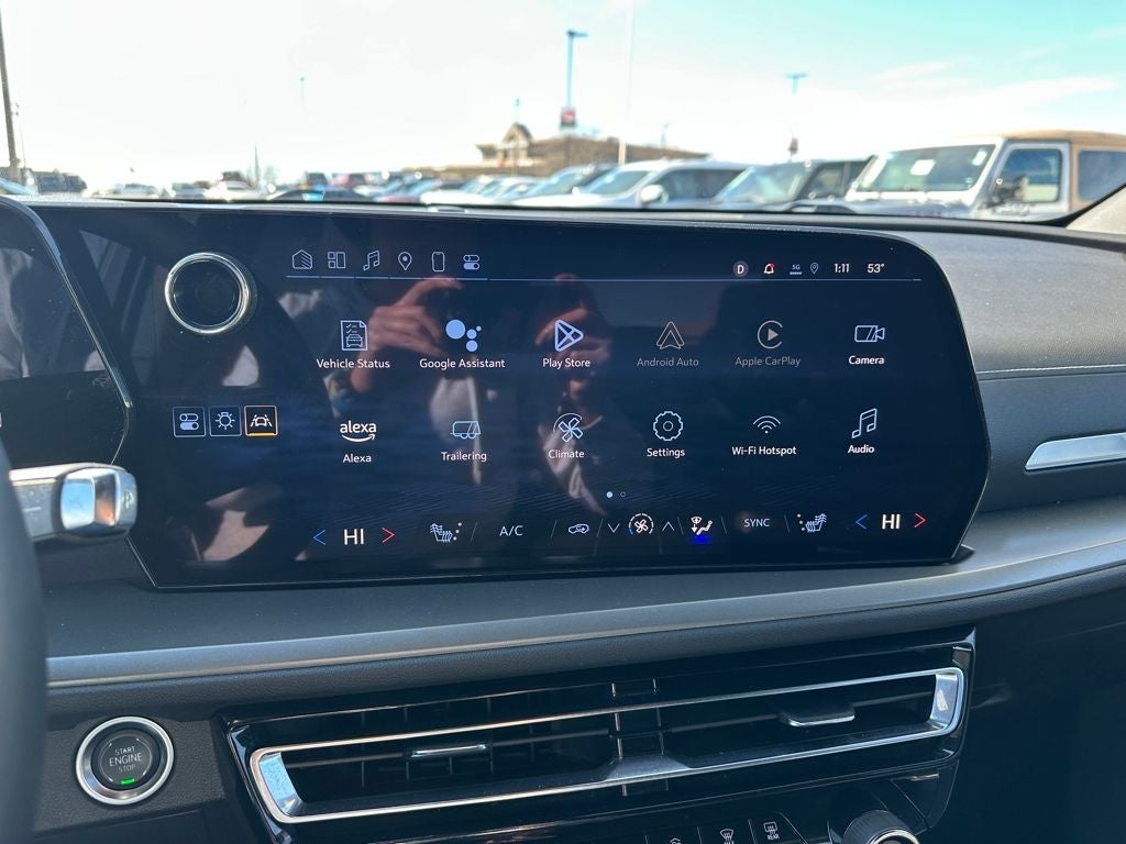 2025 Chevrolet Traverse LT 2LT