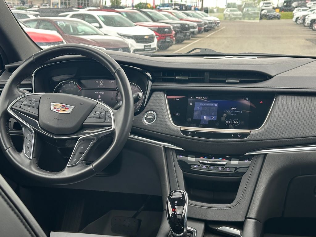 2022 Cadillac XT5 AWD Premium Luxury