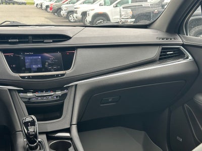 2022 Cadillac XT5 AWD Premium Luxury