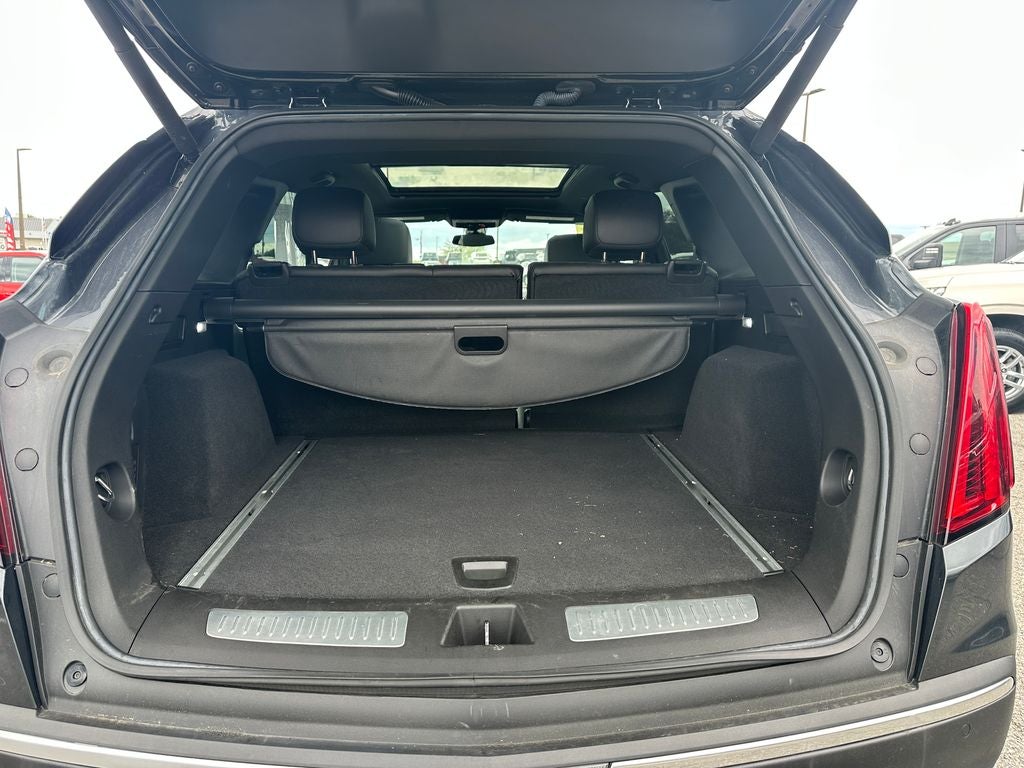 2022 Cadillac XT5 AWD Premium Luxury