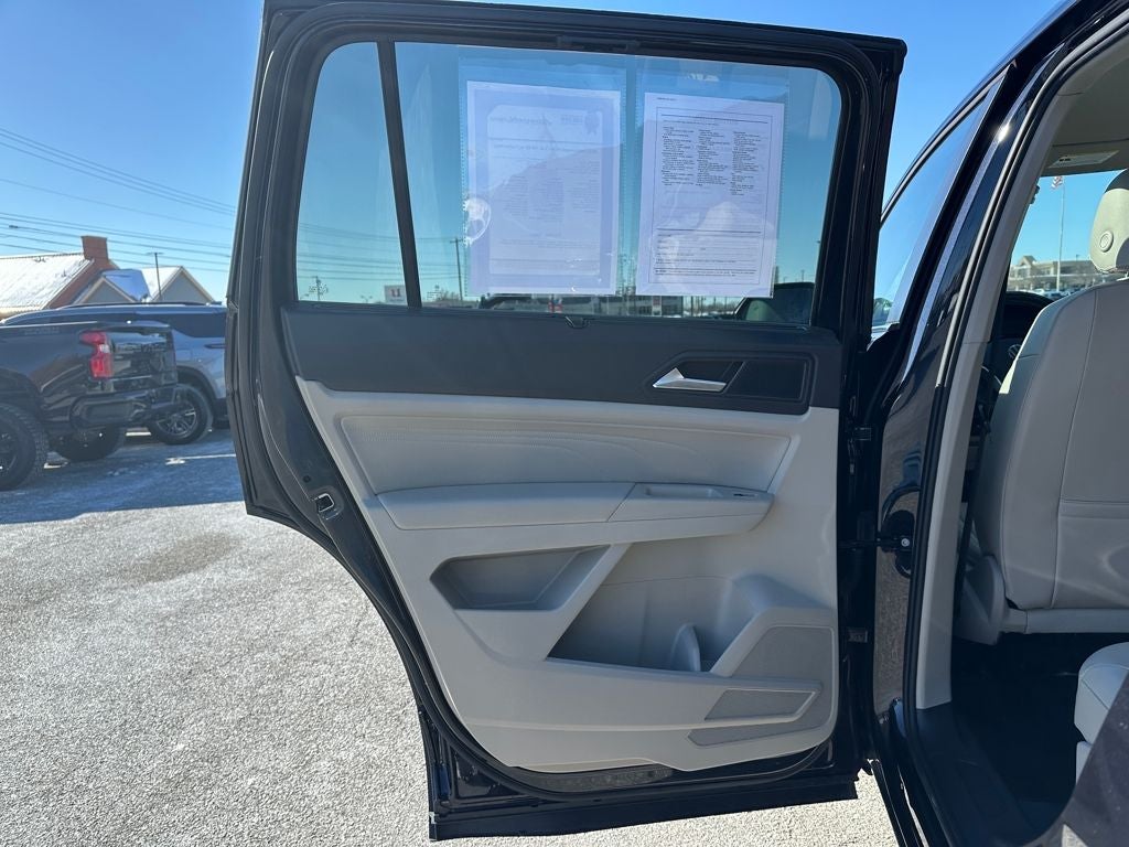 2023 Volkswagen Atlas 3.6L V6 SE w/Technology