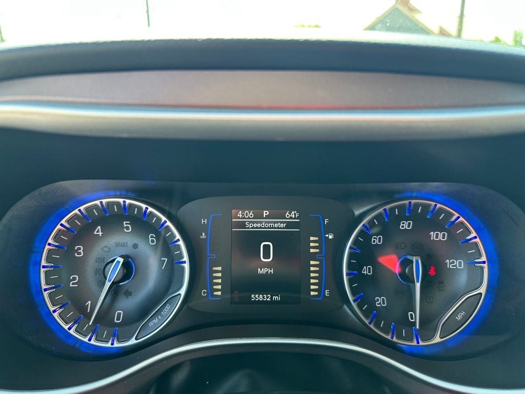 2023 Chrysler Voyager LX