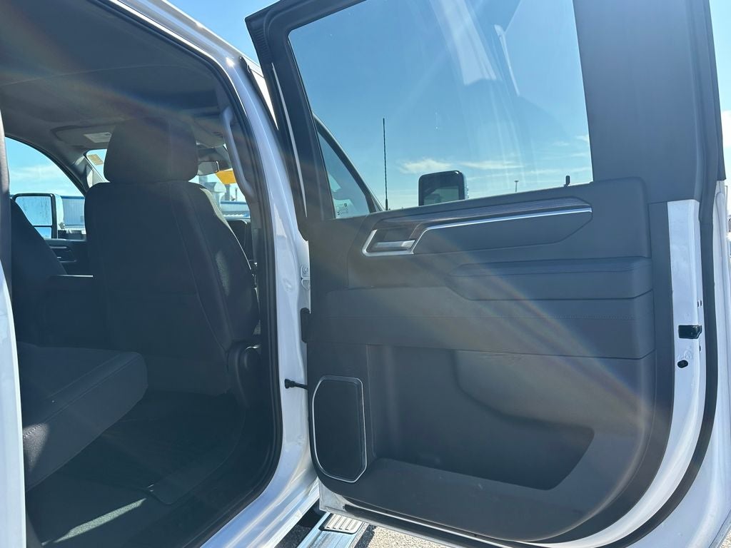 2025 Chevrolet Silverado 2500HD 4WD Crew Cab Standard Bed LT