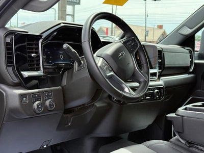 2025 Chevrolet Silverado 2500HD 4WD Crew Cab Standard Bed LT