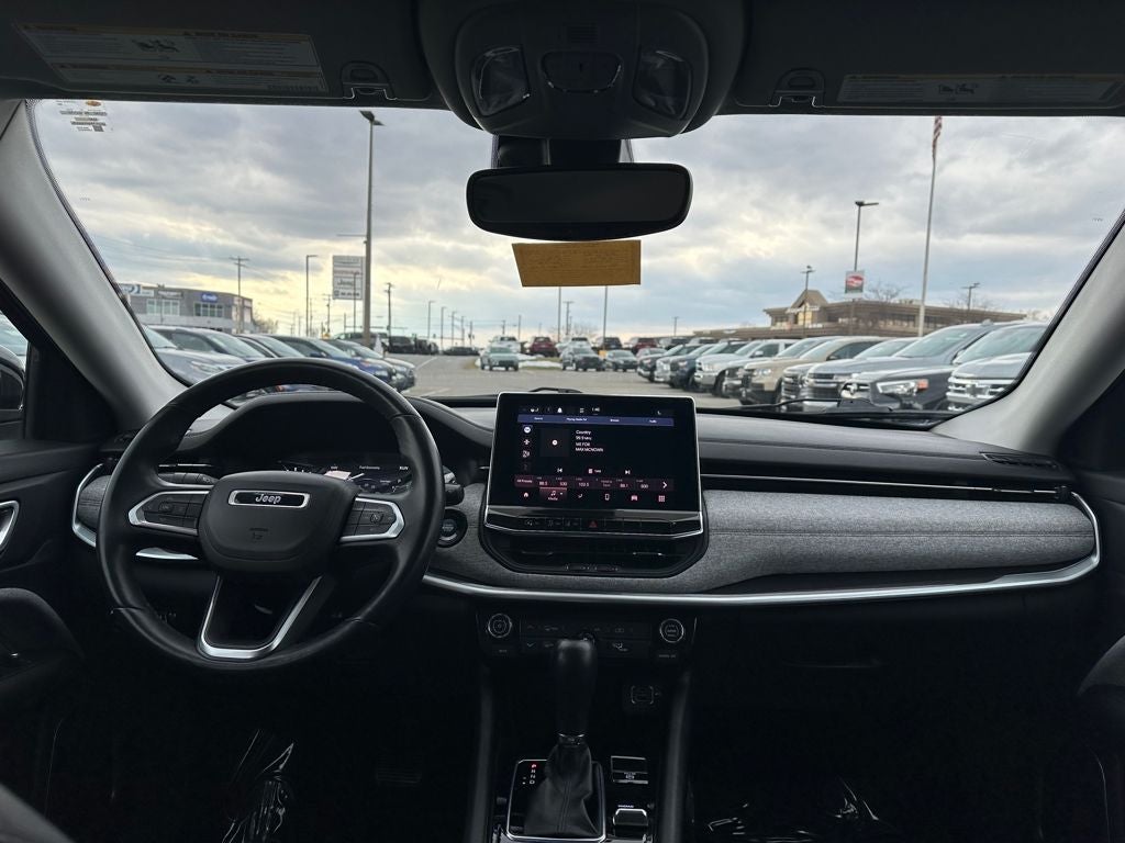 2022 Jeep Compass Latitude Lux 4x4