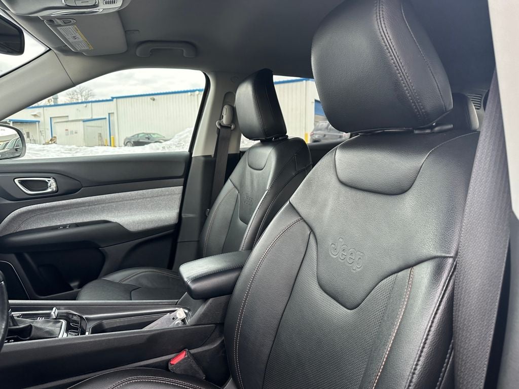 2022 Jeep Compass Latitude Lux 4x4