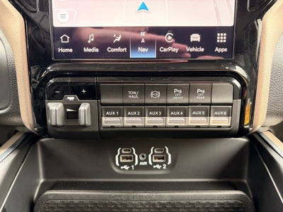 2024 RAM 3500 Laramie Crew Cab 4x4 8' Box