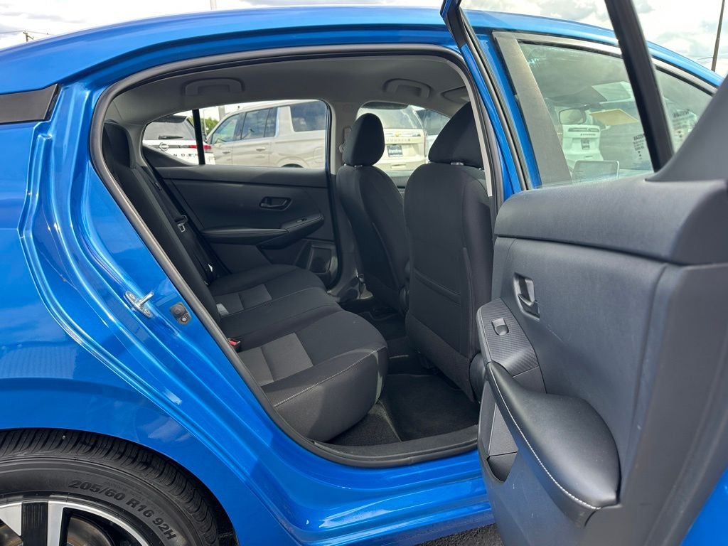 2024 Nissan Sentra SV Xtronic CVT