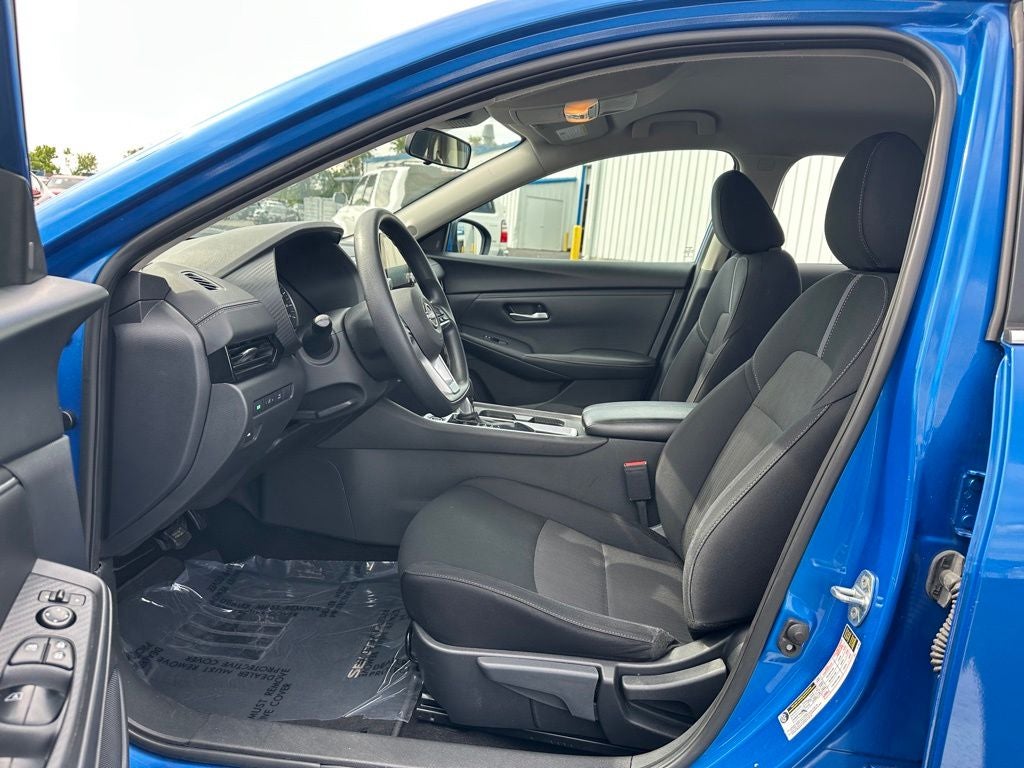 2024 Nissan Sentra SV Xtronic CVT