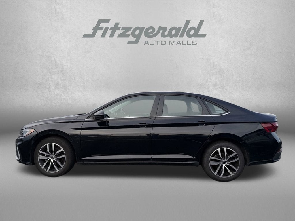 2025 Volkswagen Jetta 1.5T SE
