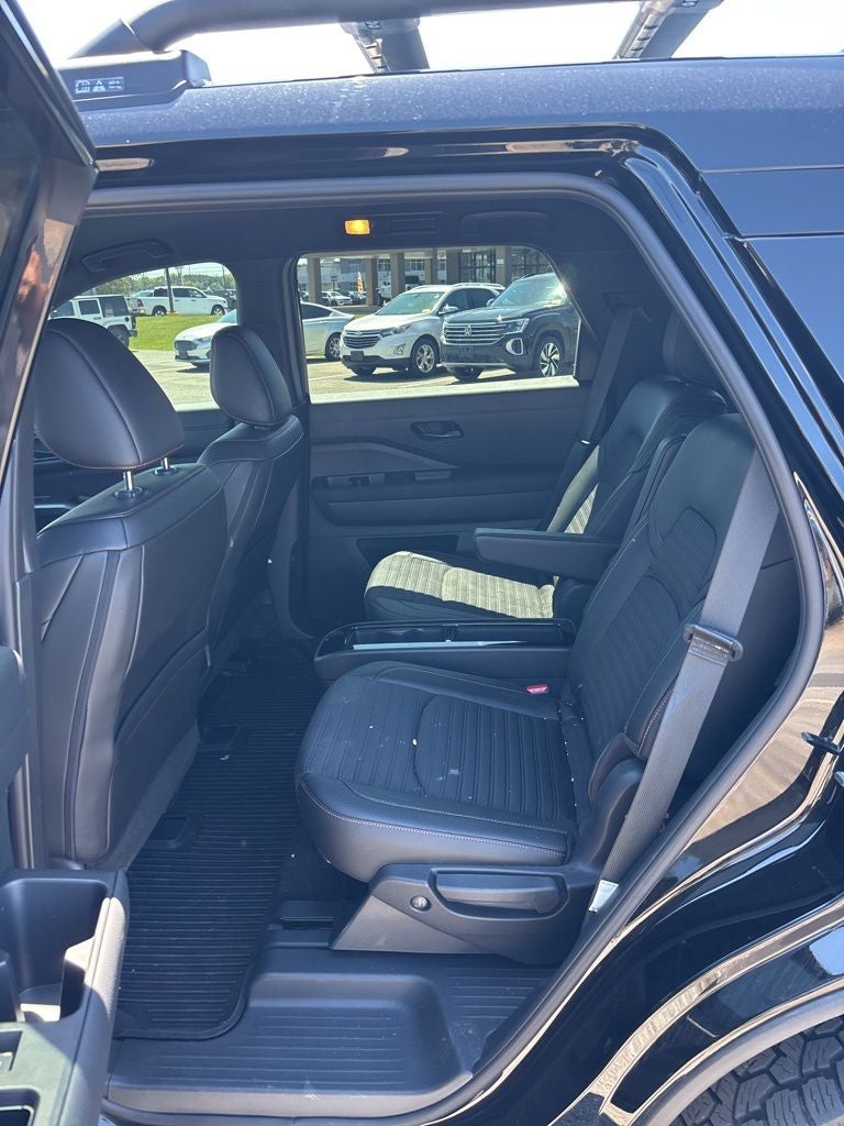 2025 Nissan Pathfinder Rock Creek