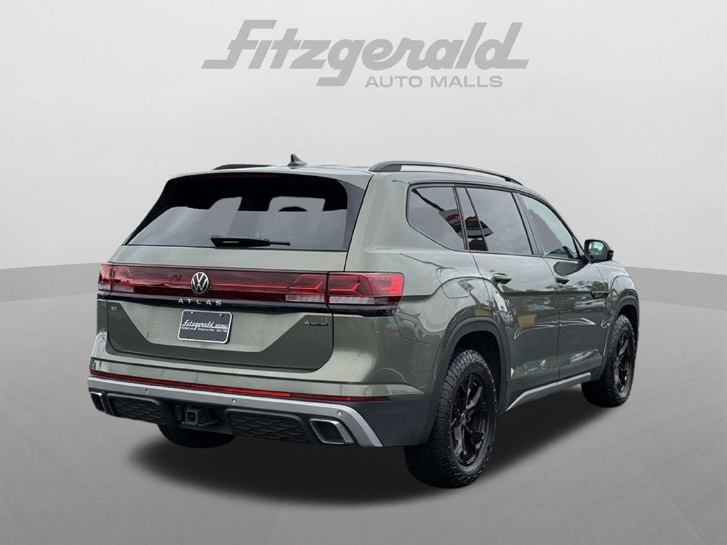 2024 Volkswagen Atlas 2.0T Peak Edition SE w/Technology