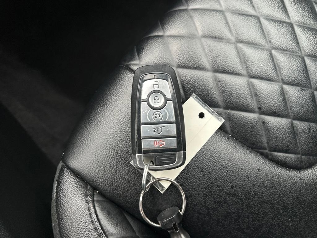 2023 Ford Edge Titanium