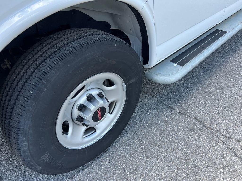 2025 GMC Savana Cargo Work Van