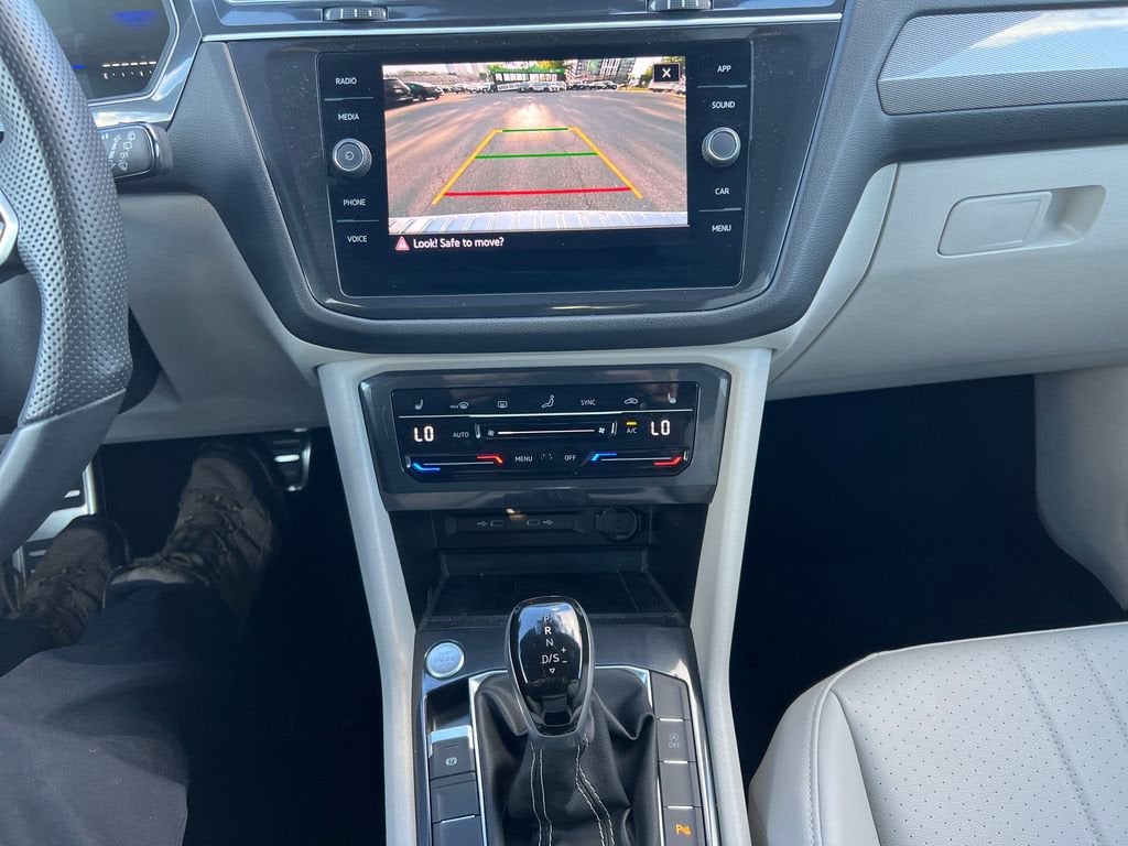 2024 Volkswagen Tiguan SE R-Line Black