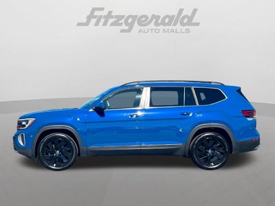 2025 Volkswagen Atlas 2.0T SE w/Technology