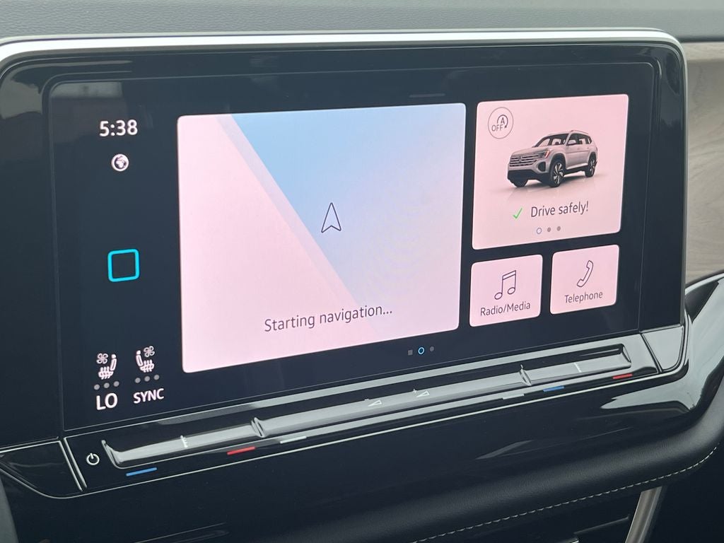 2024 Volkswagen Atlas 2.0T SE w/Technology