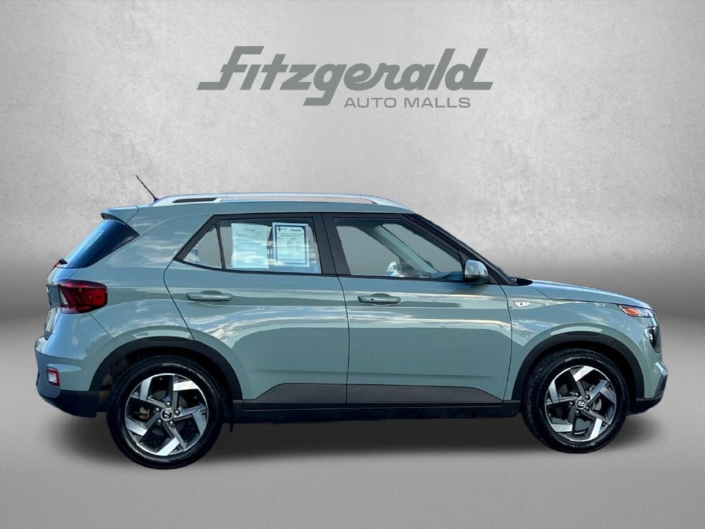 2025 Hyundai Venue SEL